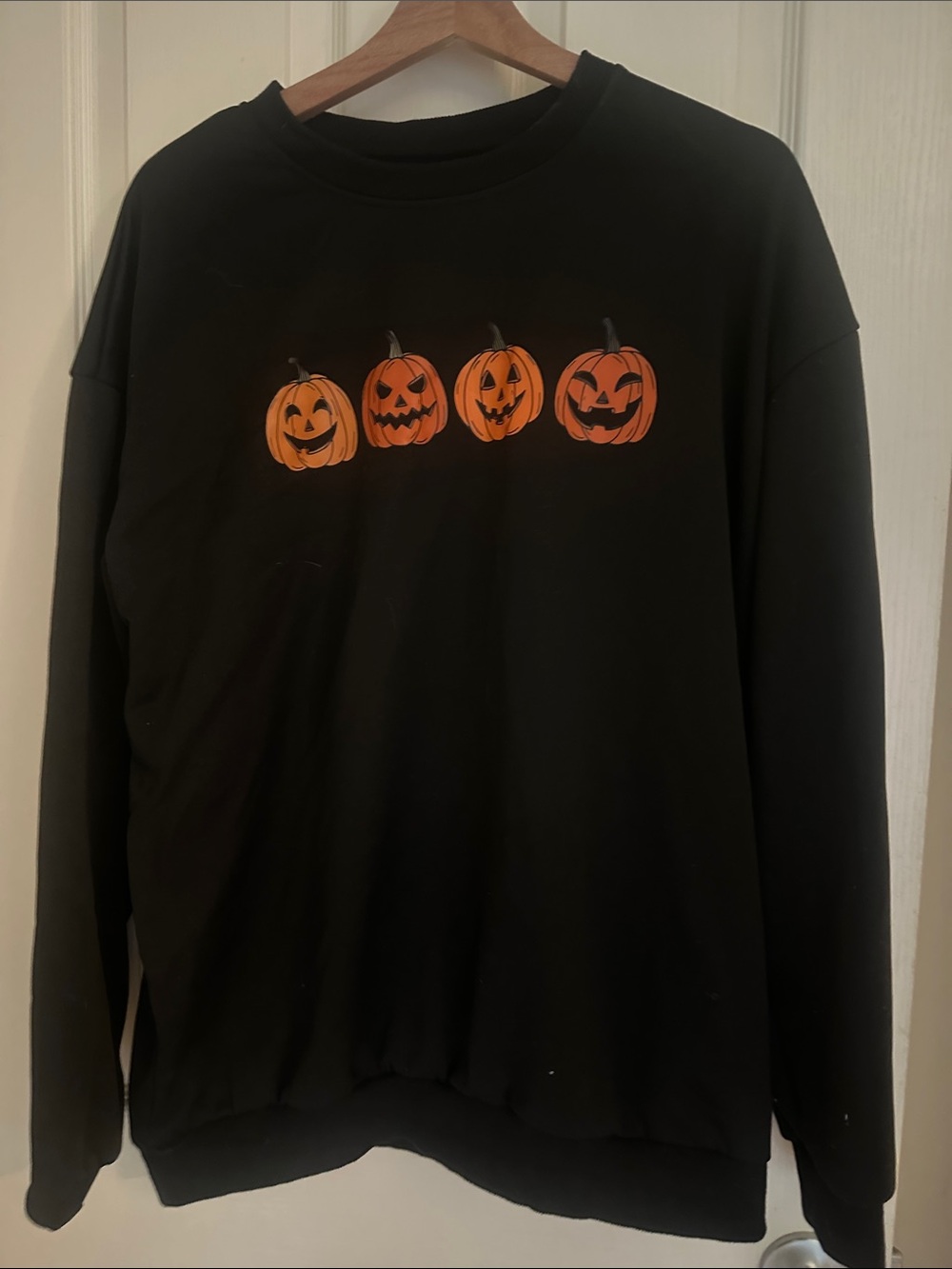 Black Halloween Pumpkin Graphic Crewneck Sweater